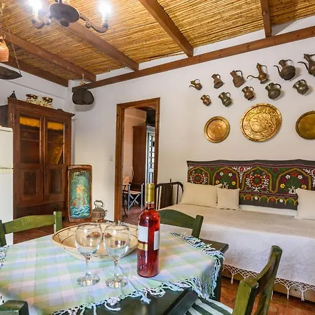 Апартаменты Eros Cozy, Panoramic Sea View, Perfect Location Корони