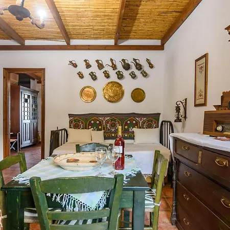 Апартаменты Eros Cozy, Panoramic Sea View, Perfect Location Корони